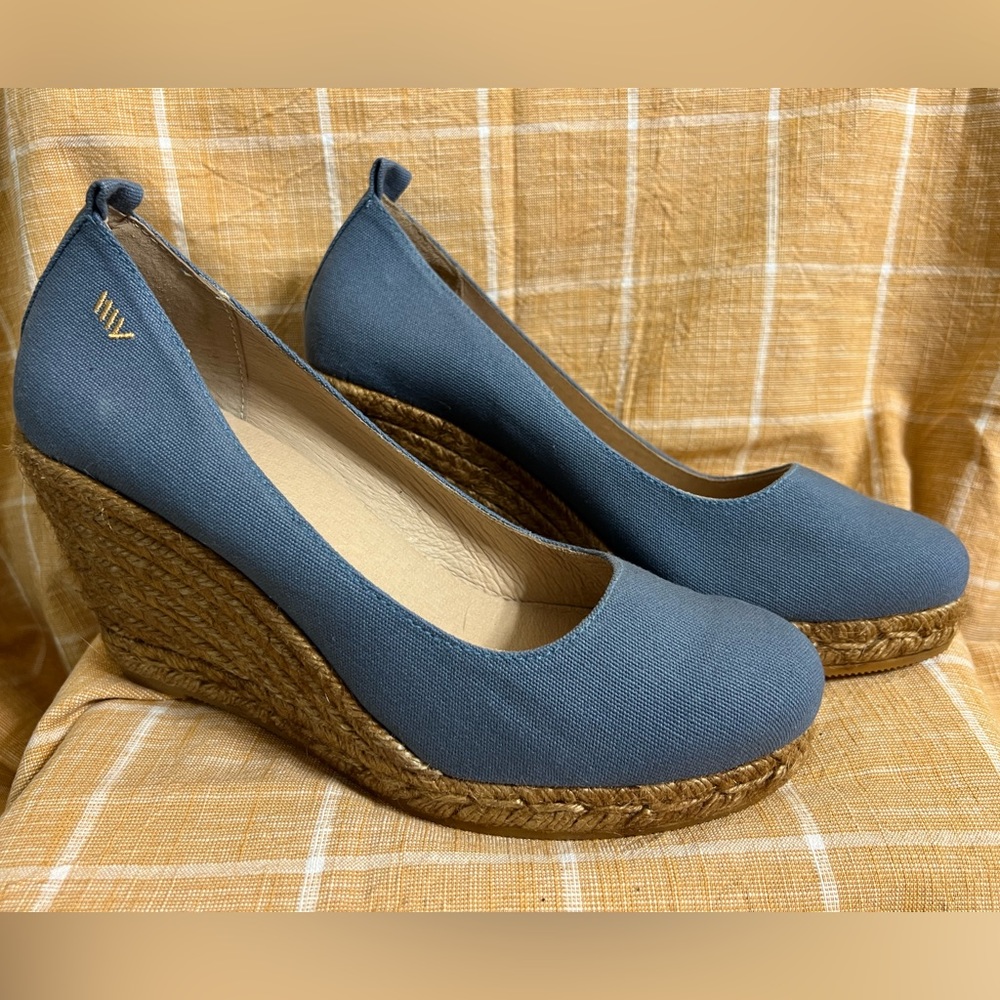 Jeans Marquesa Canvas Pump, Viscata, Brand New, Size 10